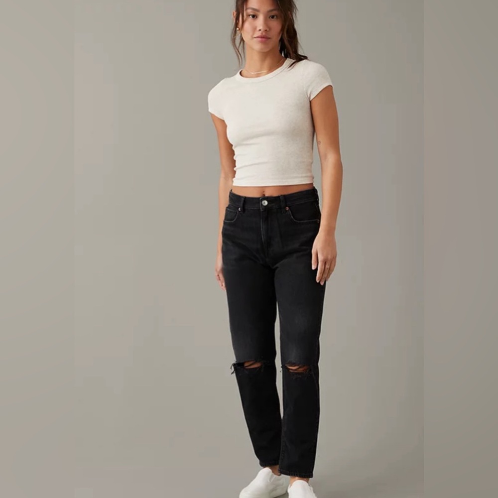 American Eagle Mom Jeans